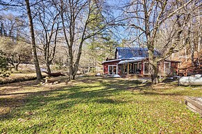 Serene Cullowhee Abode on Private Meadow w/ Creek!