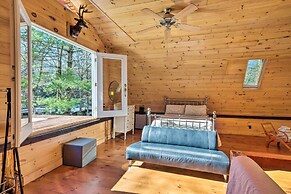 Cullowhee Getaway w/ Fireplace on Private Meadow