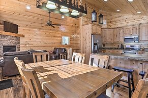 Duck Creek Village Cabin w/ Fire Pit & Grill!