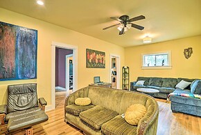 Cozy Las Cruces Gem: Fire Pit, Patio & Views!