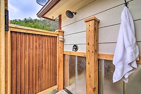 Cozy Medina Cottages w/ Patio & Mountain Views!