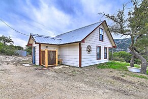 Cozy Medina Cottages w/ Patio & Mountain Views!