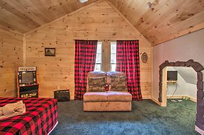 'the Phoenix' Cabin w/ Hot Tub in Gatlinburg!