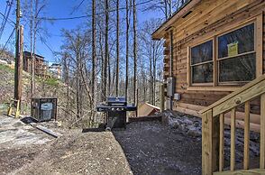'the Phoenix' Cabin w/ Hot Tub in Gatlinburg!
