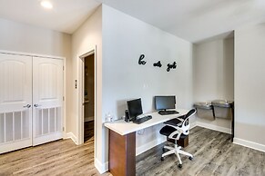 Emporia Apt w/ Playground: 2 Mi to Main Street!