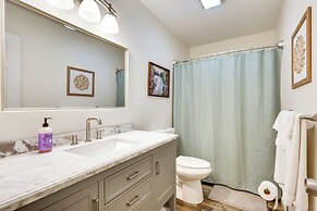 Family Getaway < 2 Mi to Massanutten Ski Lodge!