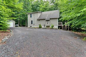 Deck & Resort Amenities: Arrowhead Lake Home!