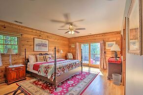 Family Retreat w/ Deck Near Appalachian Trail!