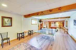 Family Retreat w/ Deck Near Appalachian Trail!