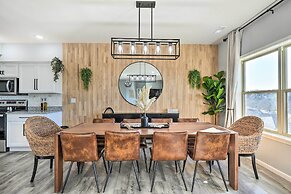 Reeds Spring Condo ~ 3 Mi to Silver Dollar City!