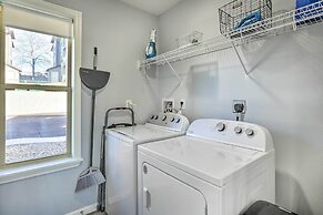 Reeds Spring Condo ~ 3 Mi to Silver Dollar City!