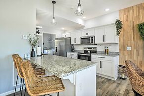 Reeds Spring Condo ~ 3 Mi to Silver Dollar City!