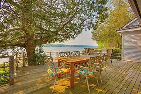 Idyllic Suttons Bay Home w/ 500' of Waterfront