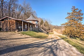 Rustic Iowa Cabin: 10 Mi to Maquoketa Caves