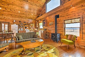 Greenfield Cabin w/ Screened-in Porch & Fire Pit!
