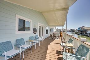 Jamaica Beach Canal Home w/ Private Boat Dock!