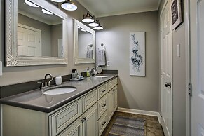 Jamaica Beach Canal Home w/ Private Boat Dock!