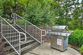 Inviting Branson Condo w/ Outdoor Dining Area