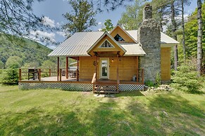 Killington Area Escape w/ Deck, Views & Hot Tub!