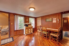 Killington Area Escape w/ Deck, Views & Hot Tub!
