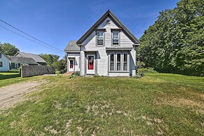 Historic Waldoboro House Near Lakes, Boating, Etc!