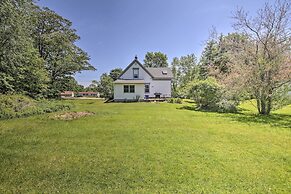 Near Lakes, Bay & Trails! Historic Waldoboro Gem