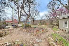 Historic Cabin w/ Yard: 1 Mi to Lake Spavinaw!