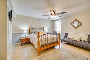 Homey Luray Cabin w/ Fire Pit & Deck!