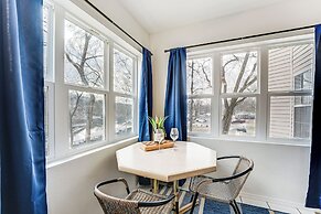 Sunroom, Fireplace: Lakefront Branson Condo