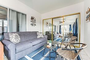 Sunroom, Fireplace: Lakefront Branson Condo