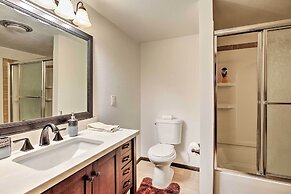 Lakefront Fairbanks Unit, 1 Mile to Pioneer Park!