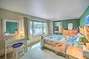 Waterfront Lake Pleasant Getaway w/ Kayaks, Grill!