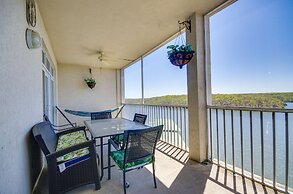 Lakefront Osage Beach Condo: Balcony & Pool Access