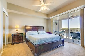 Lakefront Osage Beach Condo: Balcony & Pool Access