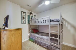 Lakefront Osage Beach Condo: Balcony & Pool Access