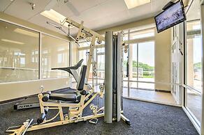 Lakefront Osage Beach Condo: Balcony & Pool Access