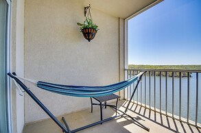 Lakefront Osage Beach Condo: Balcony & Pool Access