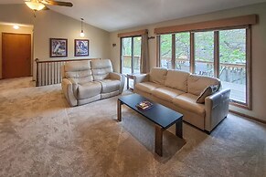 Boat Dock! Lakefront Group Getaway in Eldon