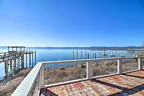 Lakefront Sanctuary w/ Mount Konocti Views