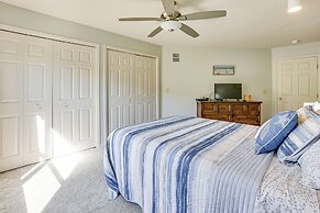 Condo w/ Lake Views: 5 Mi to Branson Strip!