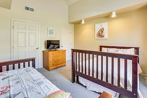 Condo w/ Lake Views: 5 Mi to Branson Strip!