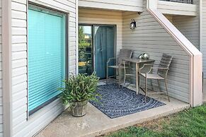 Pool & Lake Hamilton Access: Hot Springs Condo!