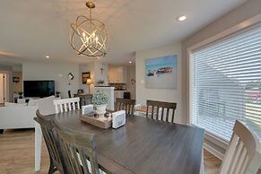 Pool & Lake Hamilton Access: Hot Springs Condo!