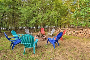 Lakefront Hideaway in Scranton: Spacious Deck