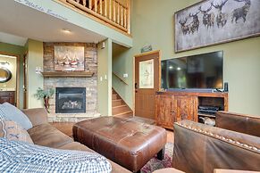 Lake-view Home in Blue Eye w/ Hot Tub & Fire Pit!