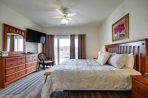 Lakefront Osage Beach Condo: Dock Your Boat Here!