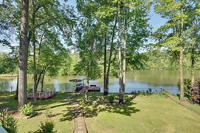 Deck, Dock & Resort Amenities: Home in Hot Springs