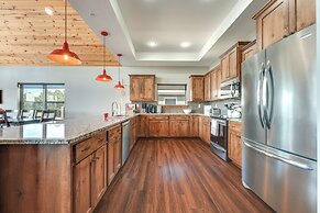 Luxe Table Rock Lake Vacation Rental With Hot Tub!