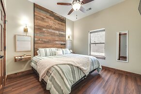 Luxe Table Rock Lake Vacation Rental With Hot Tub!