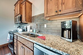 Luxe Table Rock Lake Vacation Rental With Hot Tub!
